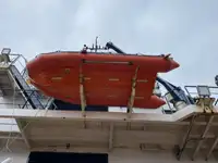 Kapal pasokan keur dijual