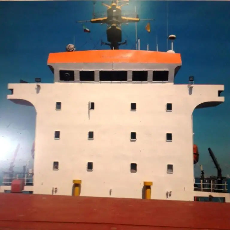 Kapal pangangkut barang curah keur dijual