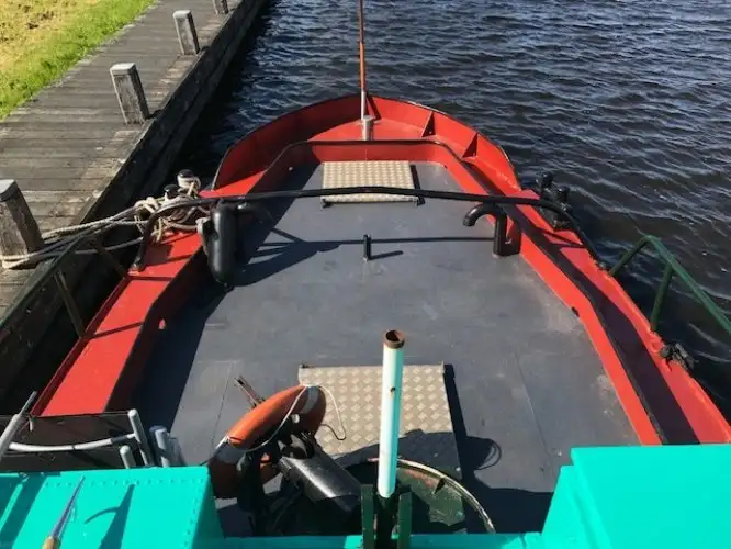 Kapal tunda keur dijual