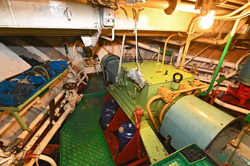 Kapal penarik keur dijual