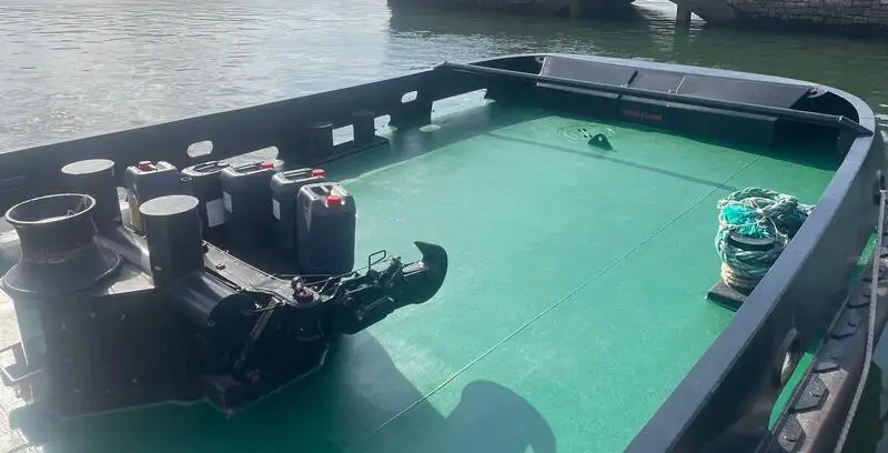 Kapal penarik keur dijual