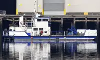 Kapal wadahna pikeun dijual