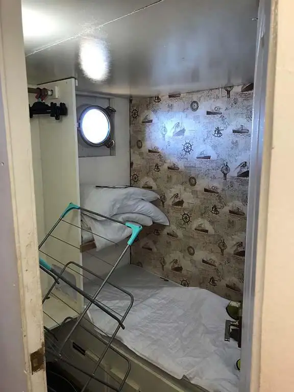Kapal keruk keur dijual