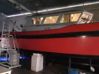 Kapal kerja keur dijual