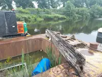 Tongkang keur dijual