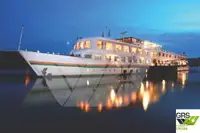 Kapal pesiar keur dijual