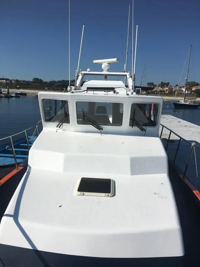 Kapal kerja keur dijual