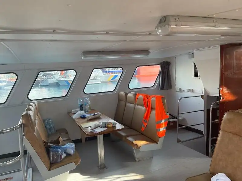 Kapal kontainer keur dijual