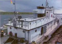 Kapal penarik keur dijual