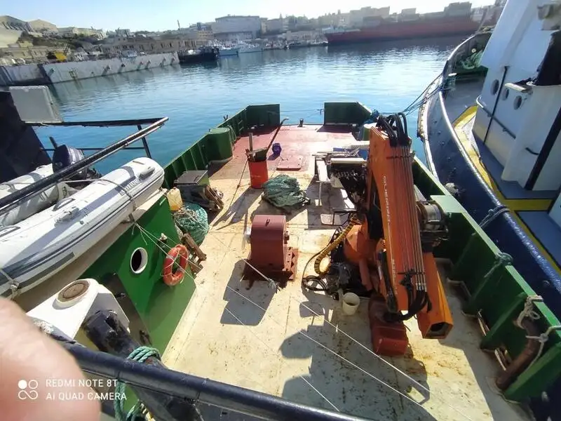 Kapal kerja keur dijual