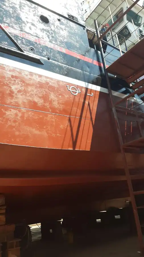 Kapal pasokan keur dijual