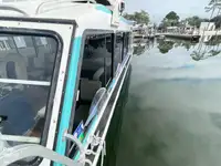 Kapal pesiar keur dijual