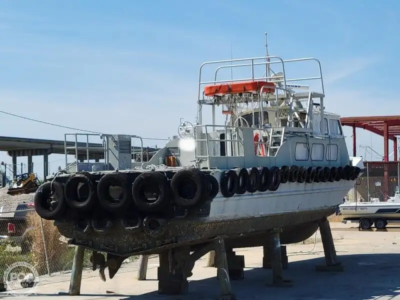 Kapal kru keur dijual