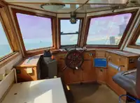 Kapal penarik keur dijual