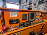 Kapal kerja keur dijual