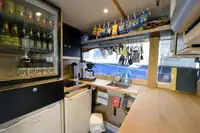 Kapal pesiar keur dijual