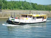 Kapal pesiar pikeun dijual