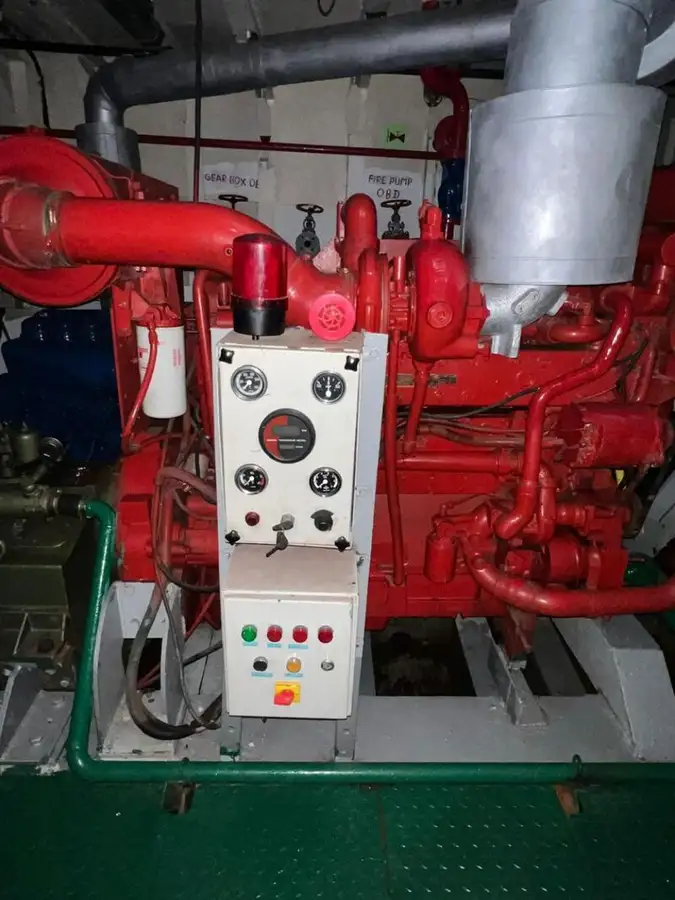 Kapal penarik keur dijual