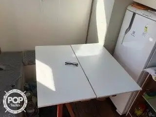 Kapal pasokan keur dijual
