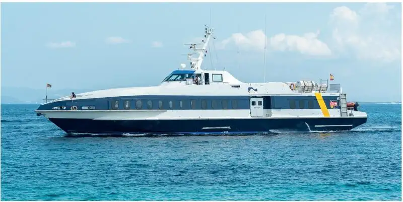Kapal fery keur dijual