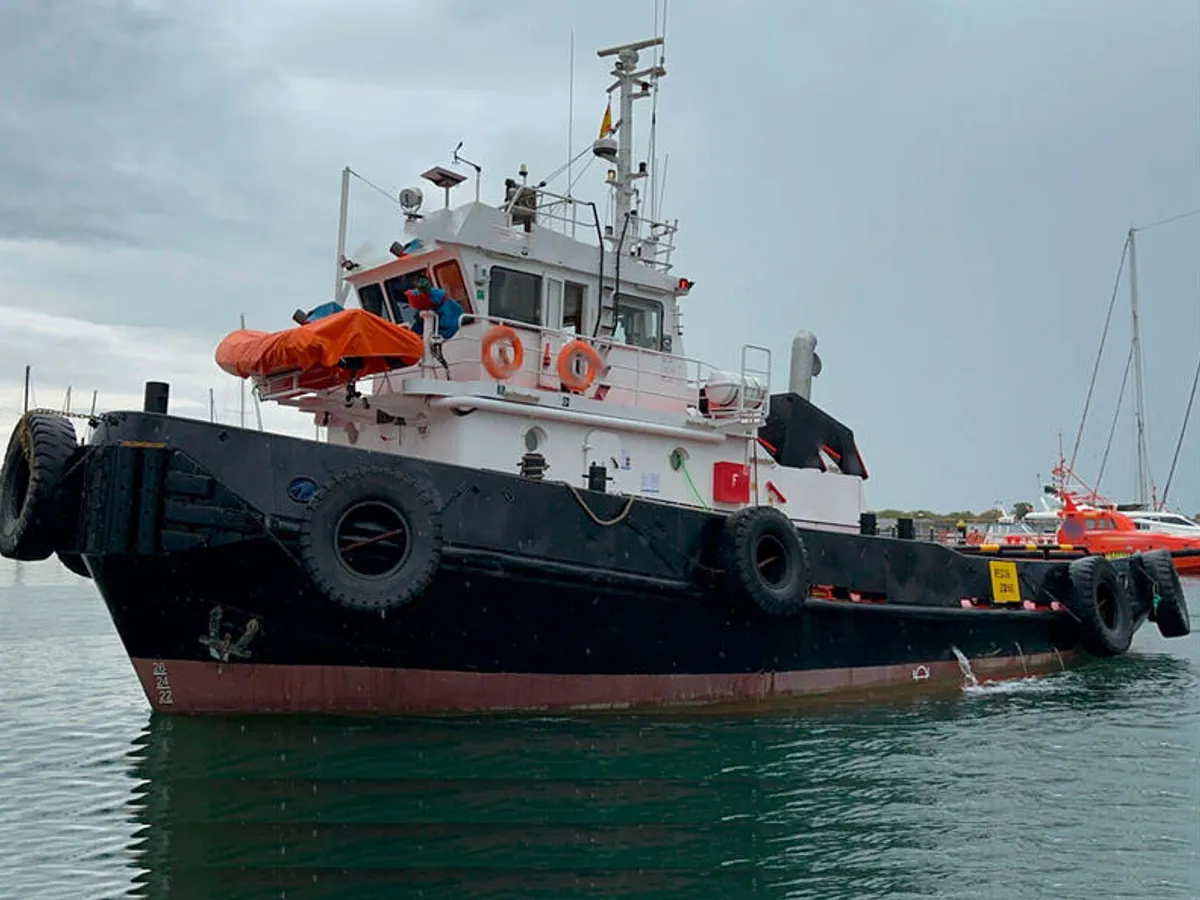 Kapal tunda keur dijual
