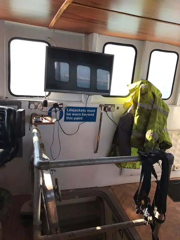 Kapal keruk keur dijual