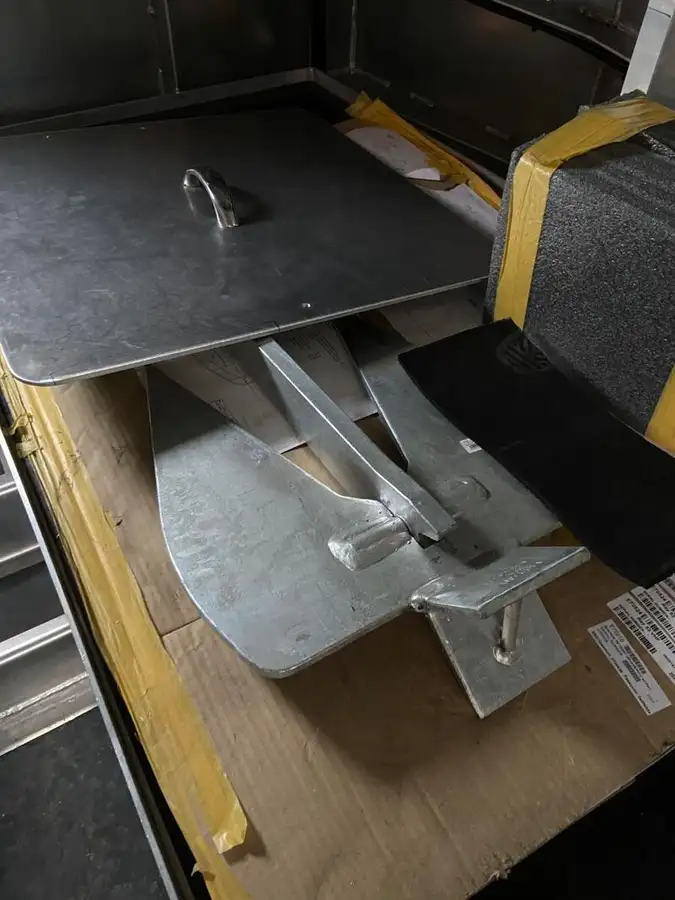Kapal penyelamat keur dijual