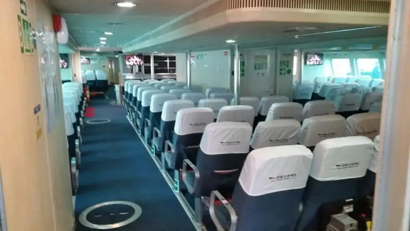 Kapal pesiar keur dijual