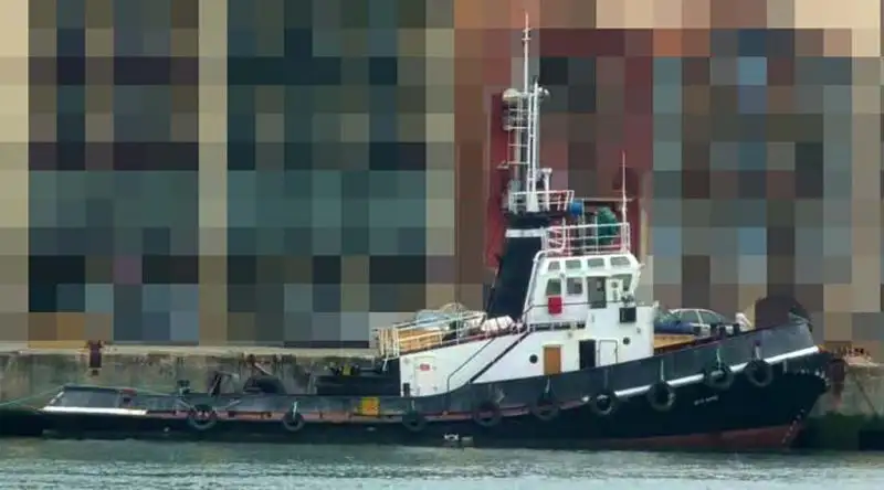 Kapal penarik keur dijual