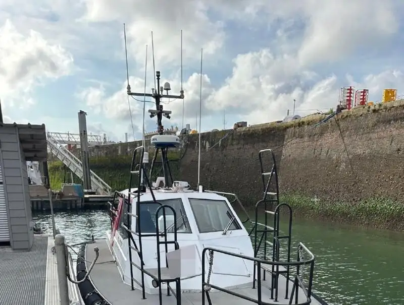Kapal pilot keur dijual