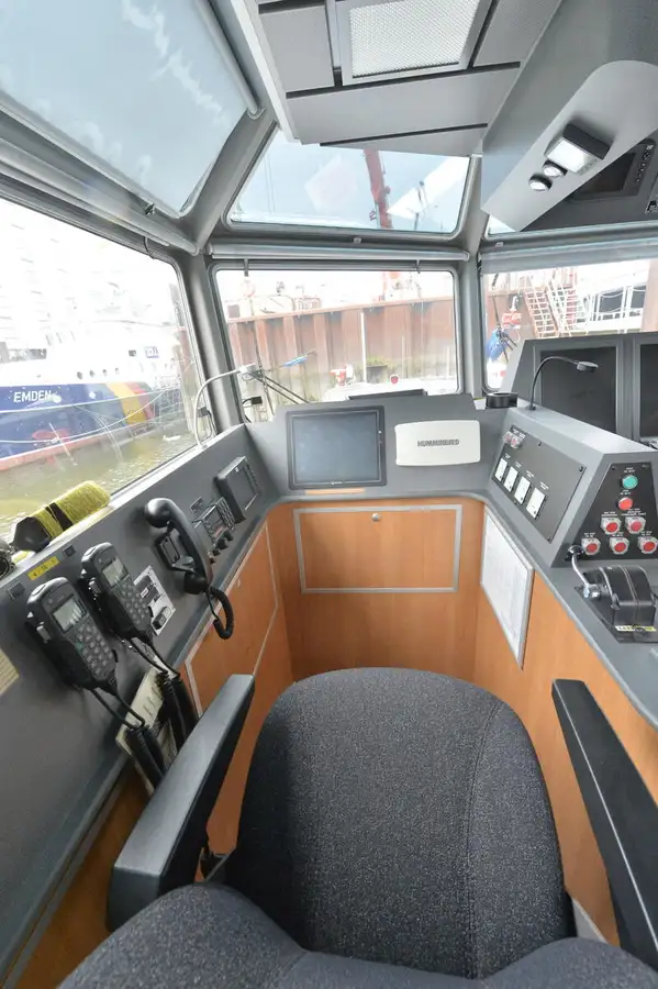 Kapal kerja keur dijual