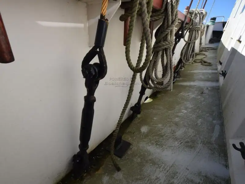 Kapal réstoran keur dijual