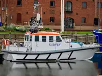 Kapal survey pikeun dijual