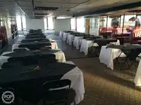 Kapal pesiar keur dijual