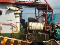 Kapal kerja keur dijual