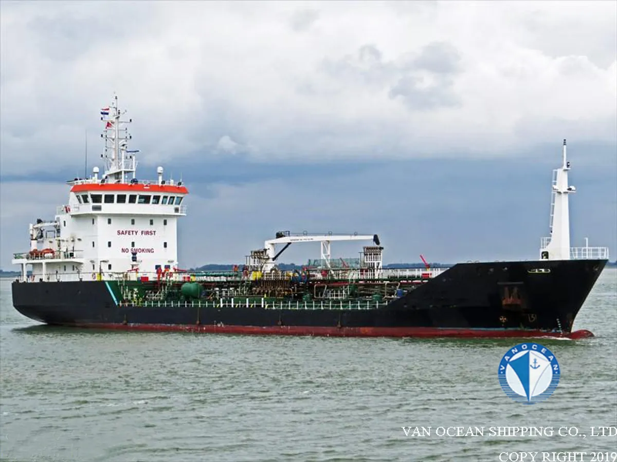 Kapal tangki minyak/bahan kimia keur dijual