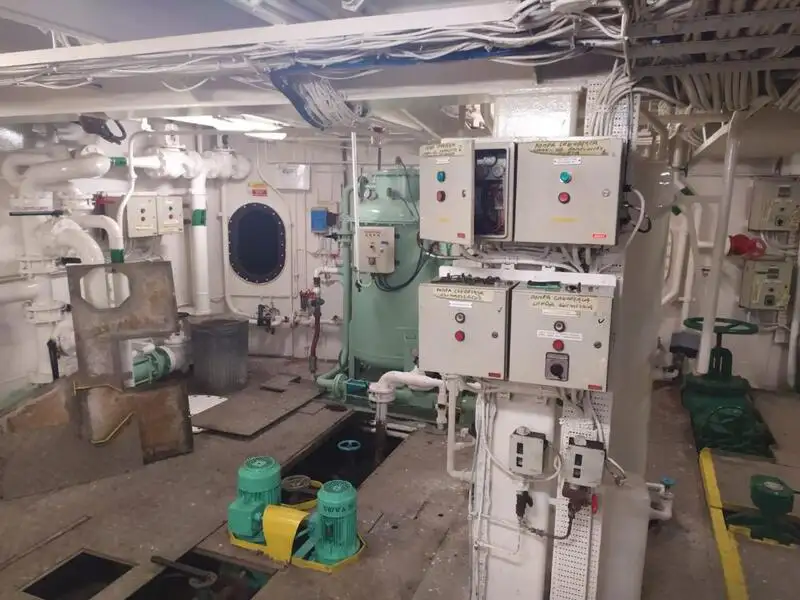 Kapal penarik keur dijual
