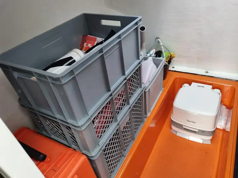 Kapal kontainer keur dijual