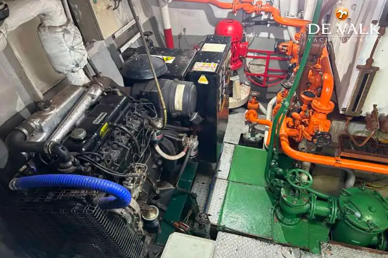 Kapal pesiar keur dijual