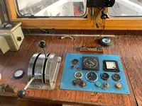 Kapal kerja keur dijual