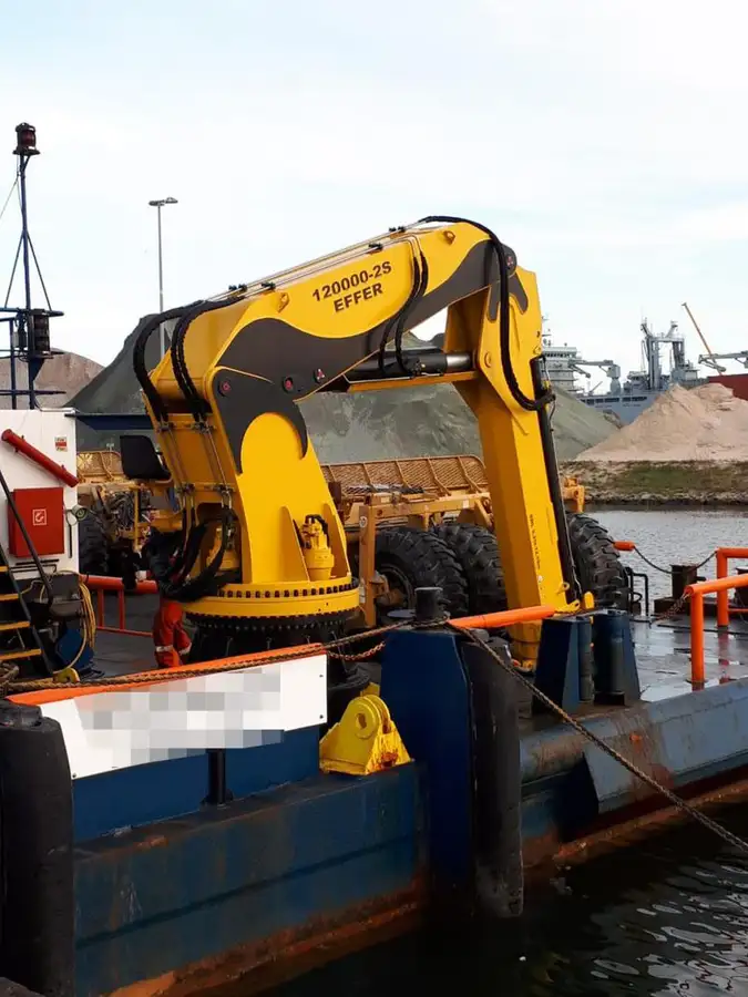 Kapal penarik keur dijual