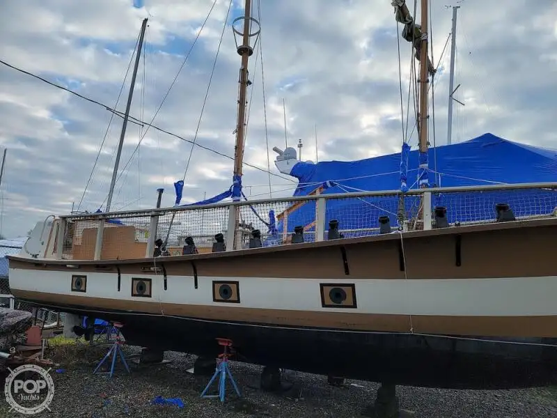 Kapal pesiar keur dijual