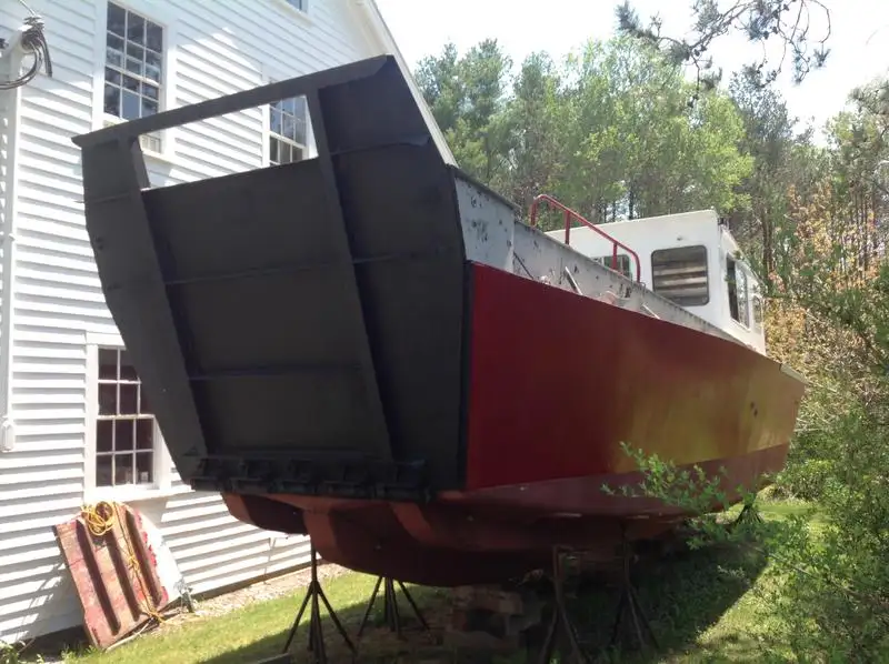 Kapal pendaratan, tangki keur dijual