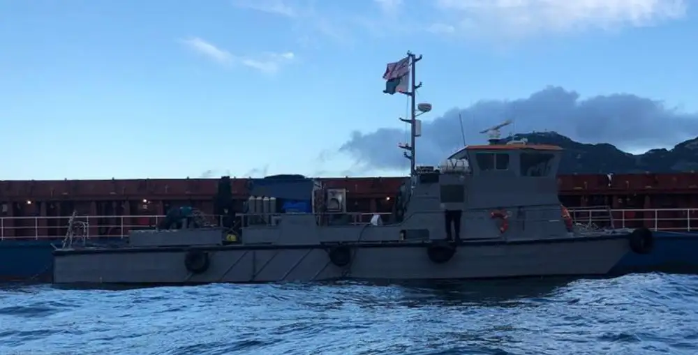 Kapal kerja keur dijual