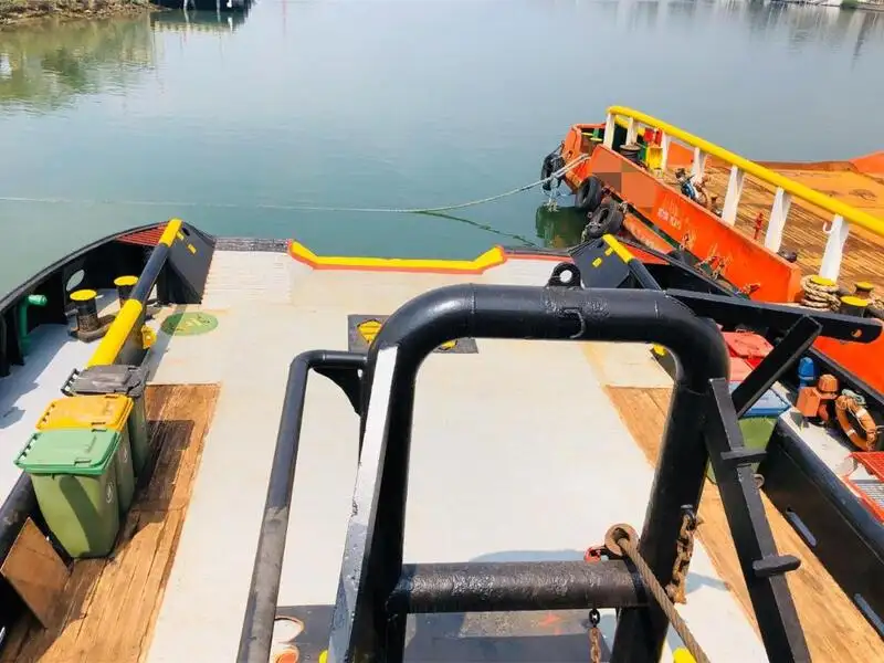Kapal penarik keur dijual