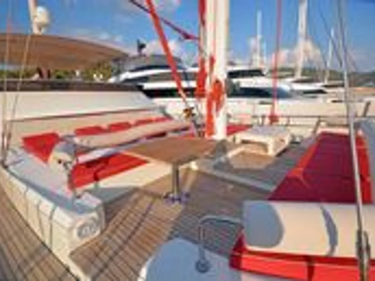 Yacht keur dijual
