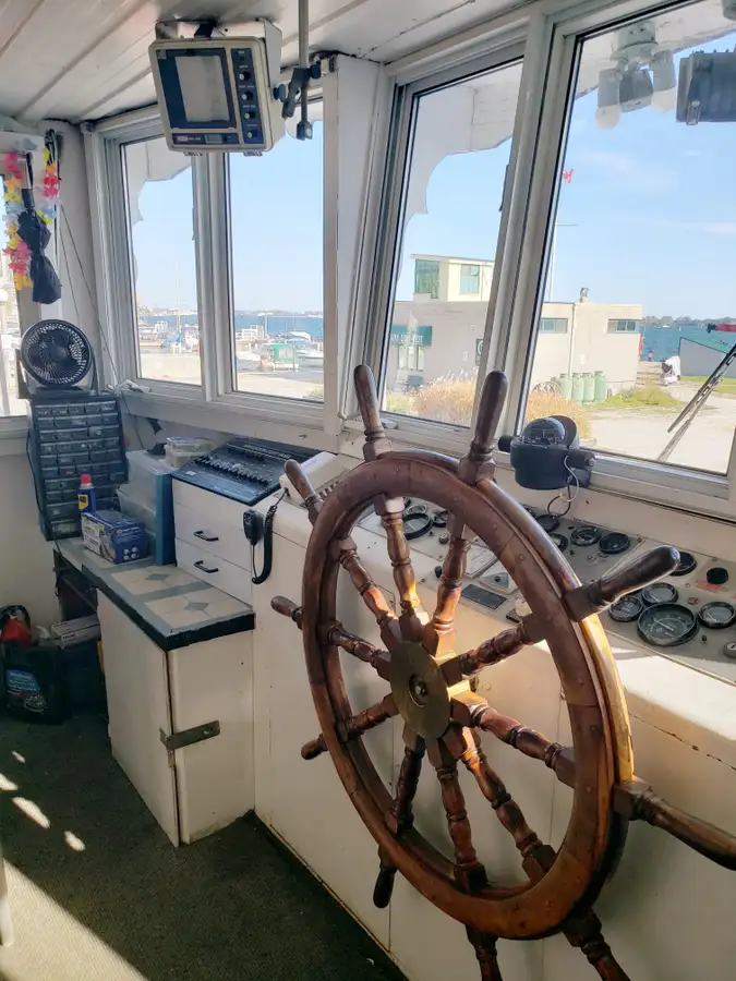Kapal fery keur dijual