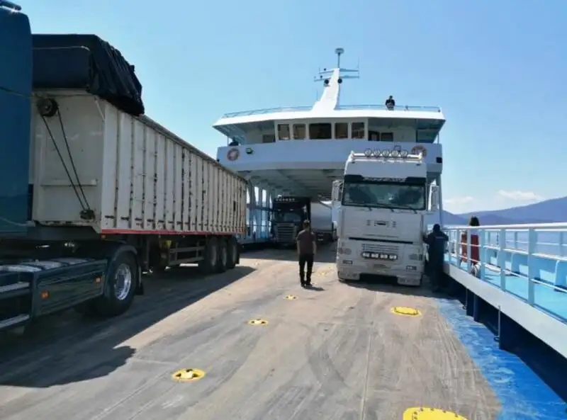 Kapal pesiar keur dijual