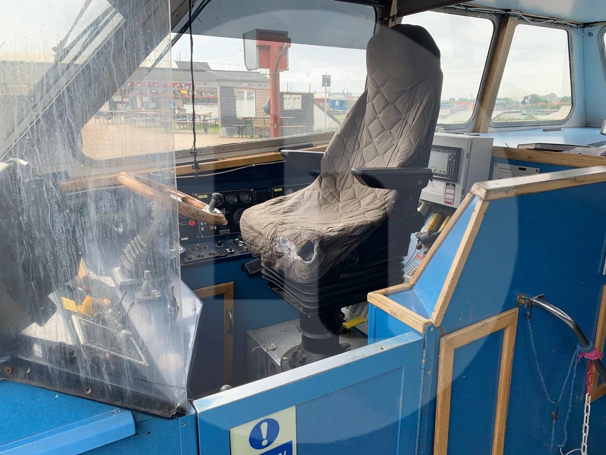 Kapal fery keur dijual