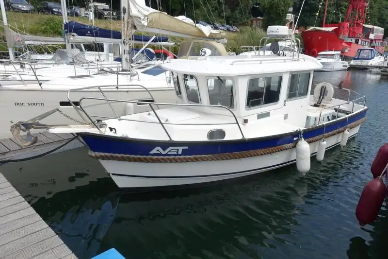 Kapal kerja keur dijual